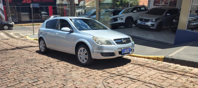 Veja mais Vectra GT 2.0 4P Vectra GT 2.0 4P