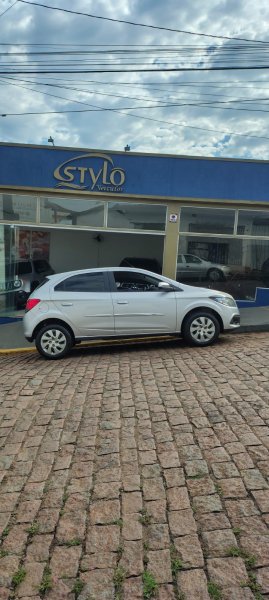 ONIX LT 1.4 4P