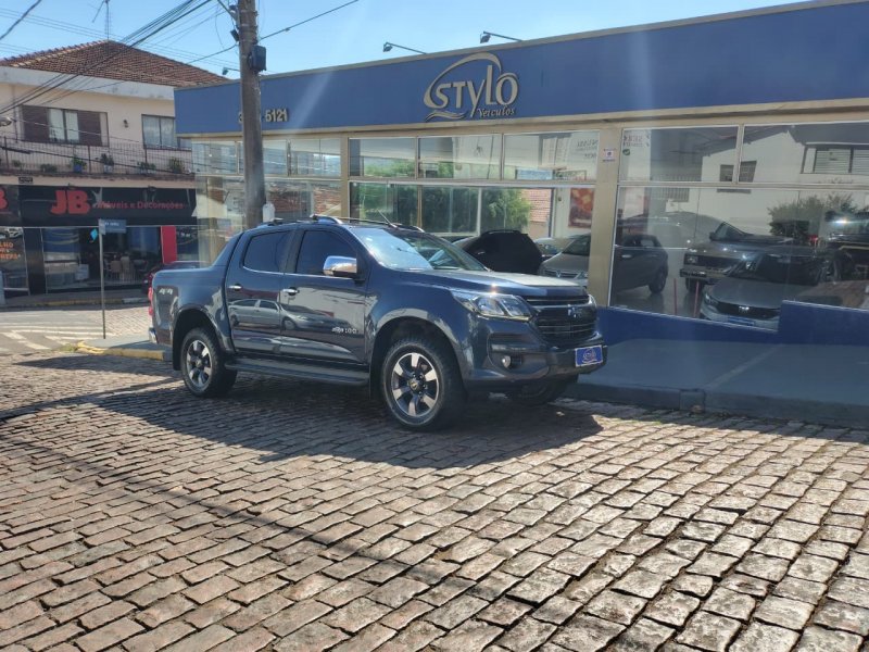 S10 2.8 CD 100anos turbo  4P
